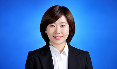 Portrait of Ji Young Kim
